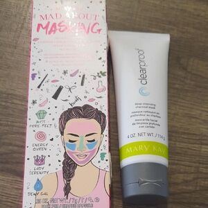 Mary Kay Clearproof Charcoal Mask with MAD ABOUT MASKING Kit